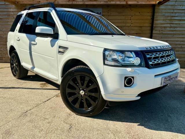 Land Rover Freelander 2 2.2 SD4 HSE LUX 5dr Auto Estate Diesel WHITE