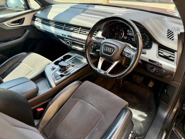 2015 Audi Q7 3.0 TDI Quattro S Line 5dr Tip Auto