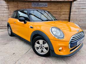 MINI HATCH 2015 (15) at Auto Consortium Wimborne