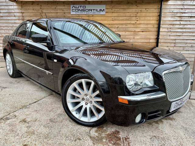 Chrysler 300C 3.0 CRD V6 SRT Design Saloon 4dr Diesel Automatic (215 g/km, 218 bhp) Saloon Diesel Black