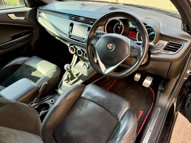 2016 Alfa Romeo Giulietta 1.4 TB MultiAir QV Line 5dr