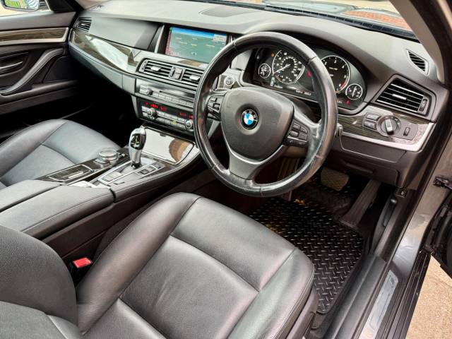 2015 BMW 5 Series 3.0 530d Luxury 4dr Step Auto